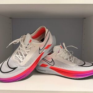 Nike ZoomX Streakfly 'White Flash Crimson'